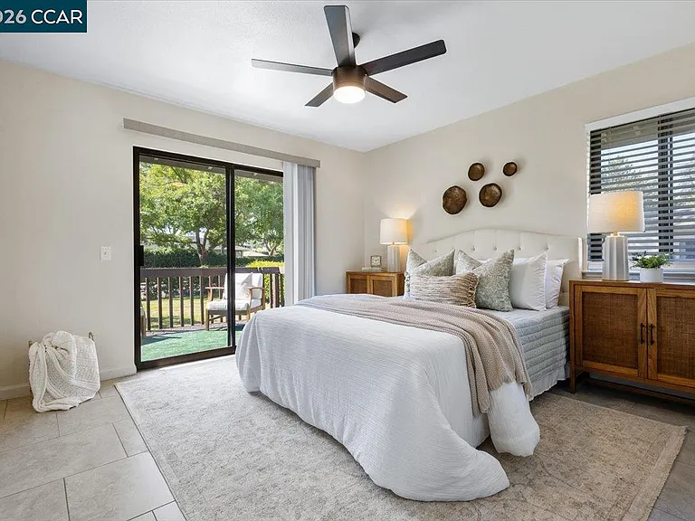 Vineyard Cir — Photo 11