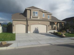 13561 S Wild Brook Dr, Riverton, UT 84065