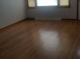 2403 Park Dr, Kansas City, KS 66102