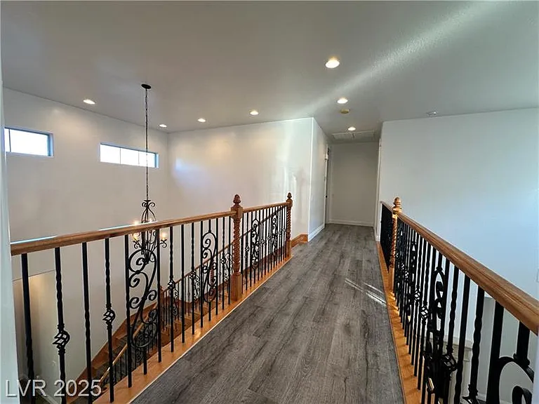 2321 Martinique Ave — Photo 23