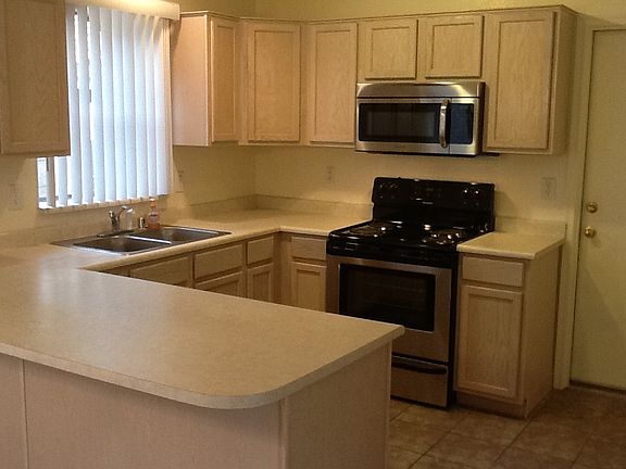 4th image of 2231 E Donald Dr
