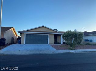 6855 Carrera Dr, Las Vegas, NV 89103
