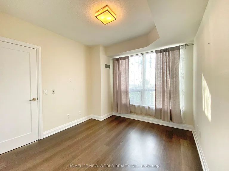 5 Sheppard Ave E #2116 — Photo 11