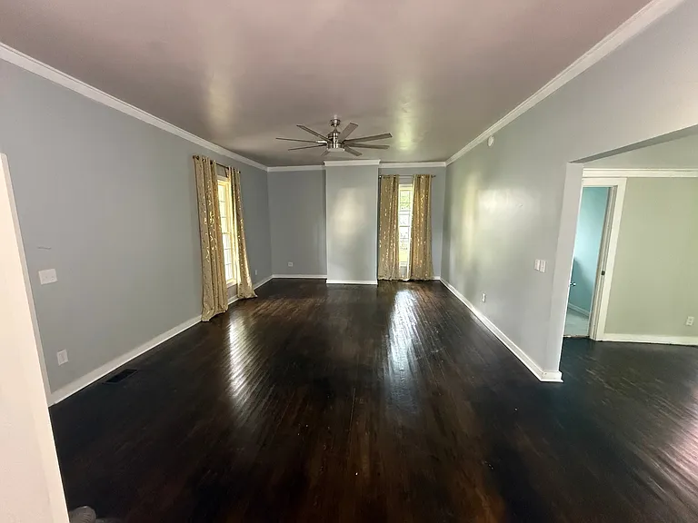 217 West St — Photo 2