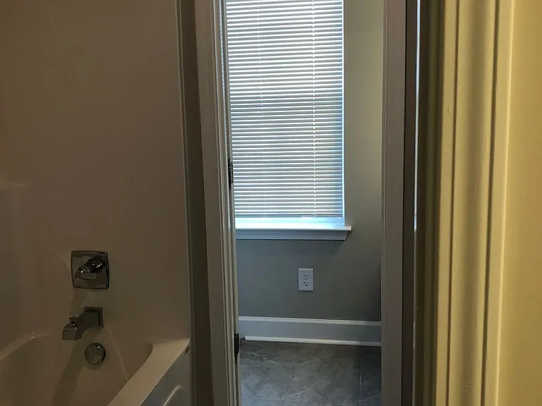 813 Goswell Dr #336 — Photo 12