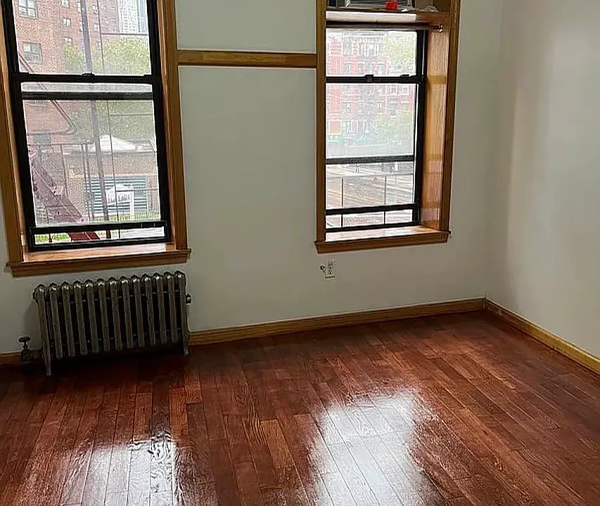 45 Catherine St #2