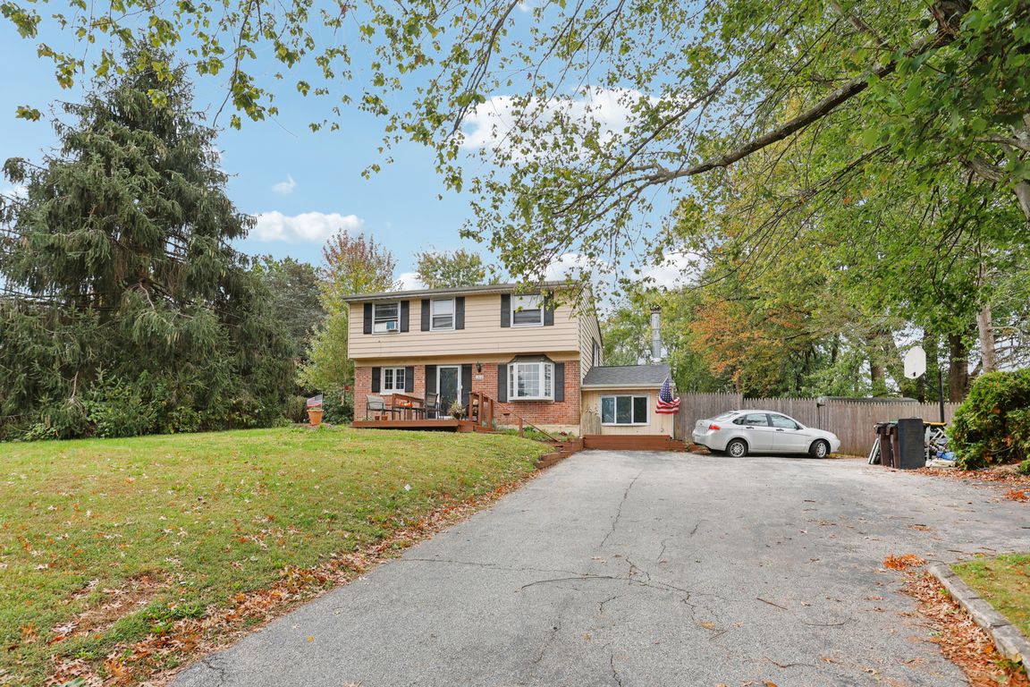 Daws Rd-S1510-001.jpg