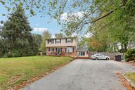 Daws Rd-S1510-001.jpg