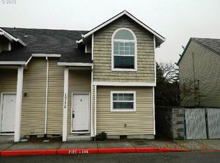 19175 SE Yamhill St APT 1, Portland, OR 97233