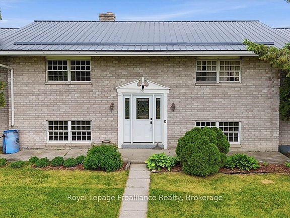 3rd image of 20 Barrett Rd