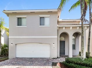 1110 Center Stone Ln, Riviera Beach, FL 33404