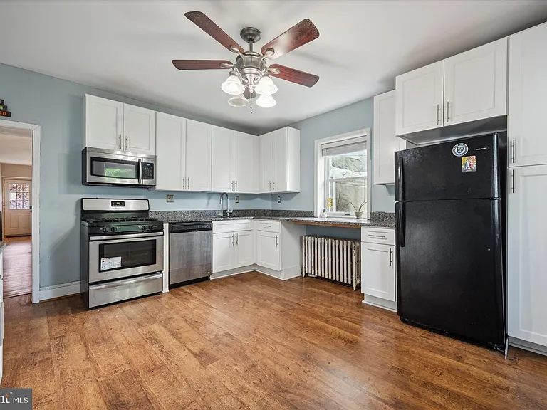4140 Freeland Ave — Photo 14