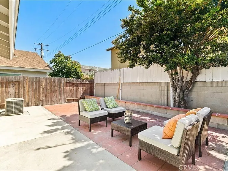713 N Morgan St #B — Photo 16