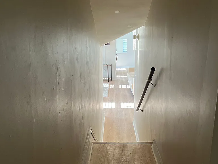 1104 Sheffield St #3 — Photo 8
