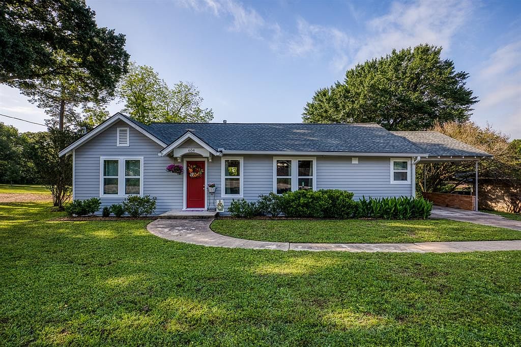 604 E Stone St, Brenham, TX 77833 Zillow