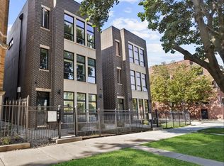4402 S Prairie Ave #2, Chicago, IL 60653