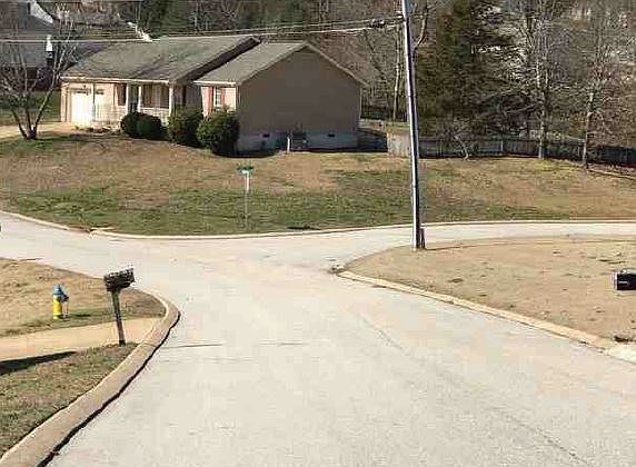 2nd image of 2125 N Fork Dr