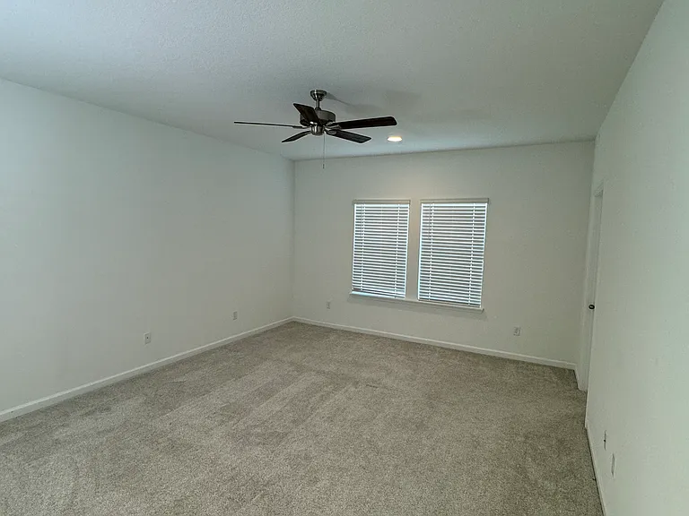 42 Golden Fern Dr — Photo 13