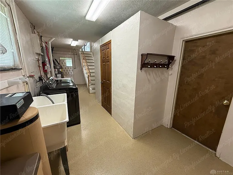 2190 Turnbull Rd — Photo 34