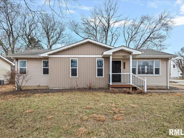 501 Sattley St, Rochester, IL 62563