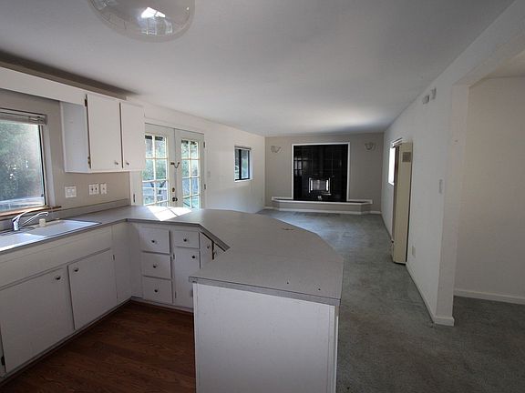 KITCHEN AND LIVING