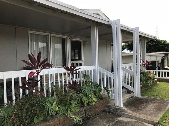 Covered front porch.