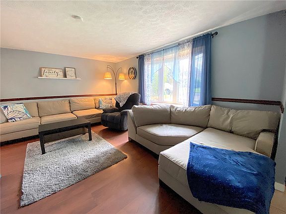 5th image of 229 Partridge Dr