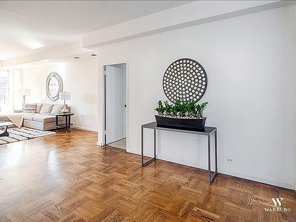 4th image of 169 E 69th St APT 16C