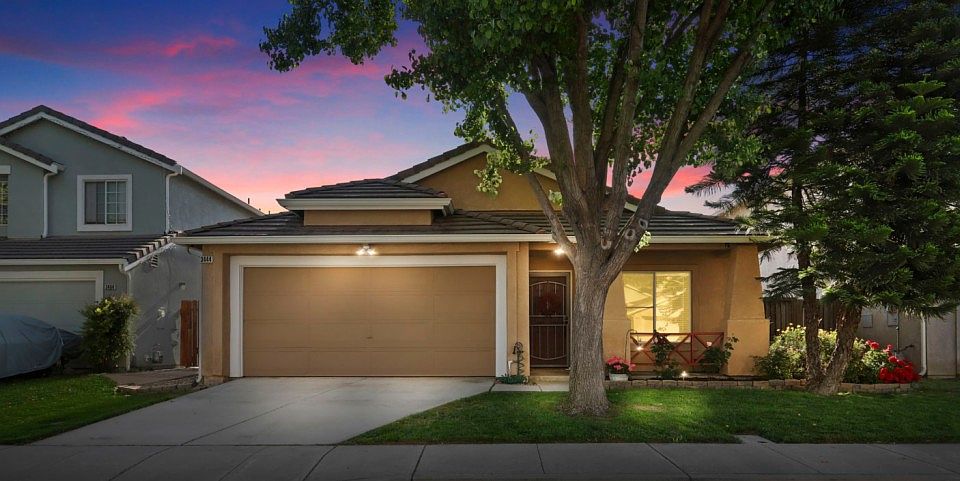 1st image of 3444 Ernest Dr