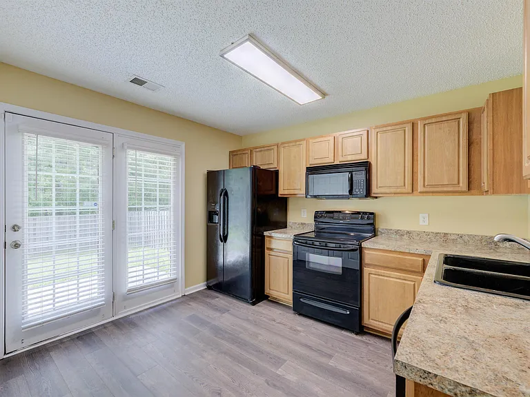 58 W Killian Station Ct — Photo 13