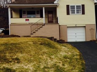 901 Wintermantle Ave, Scranton, PA 18505