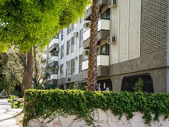 2nd image of 2130 Fair Park Ave APT 308