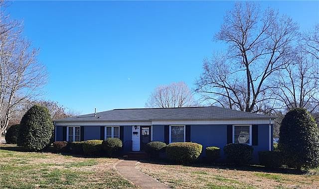 1st image of 101 Wendover Dr