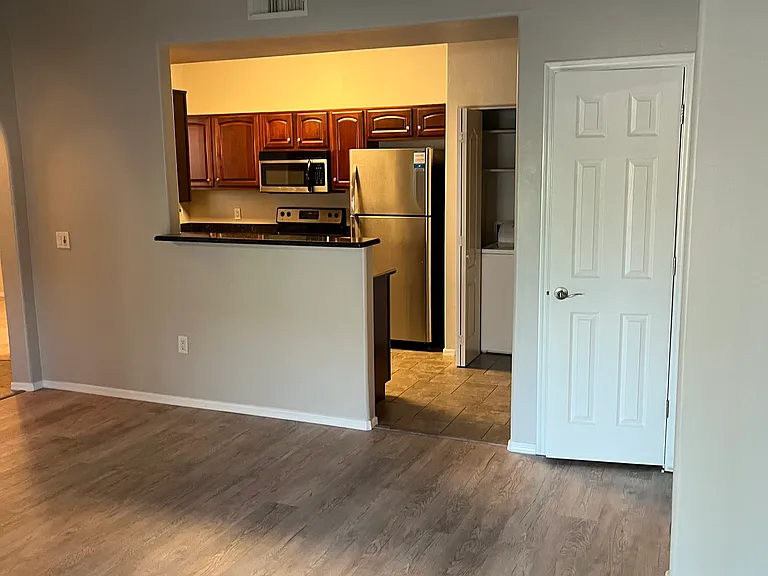 2550 E River Rd #12102 — Photo 6