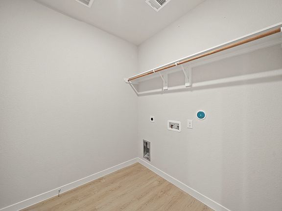 4th image of 10715 Blocker Ct
