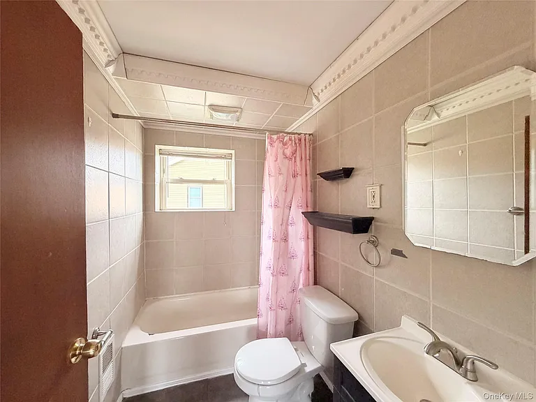 8 Roberts St #2A — Photo 8