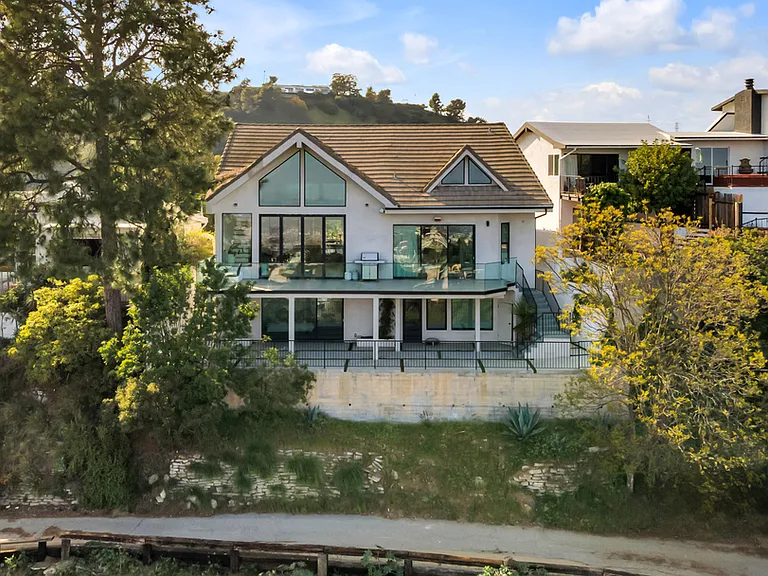 2021 Davies Way — Photo 27