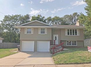 4816 SW 14th St, Des Moines, IA 50315