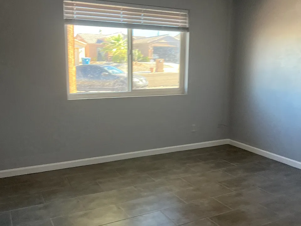 2950 Palisades Dr #5