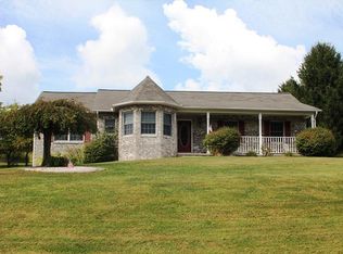 4267 Garvers Ferry Rd, Lower Burrell, PA 15068