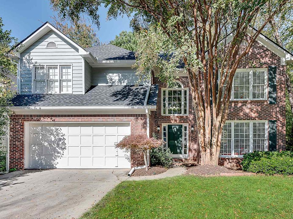 1st image of 115 Glen Holly Dr