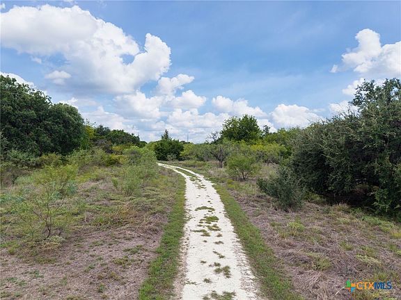 4th image of 4986 County Road 410