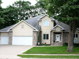608 Oak Ct, Saint Cloud, MN 56304