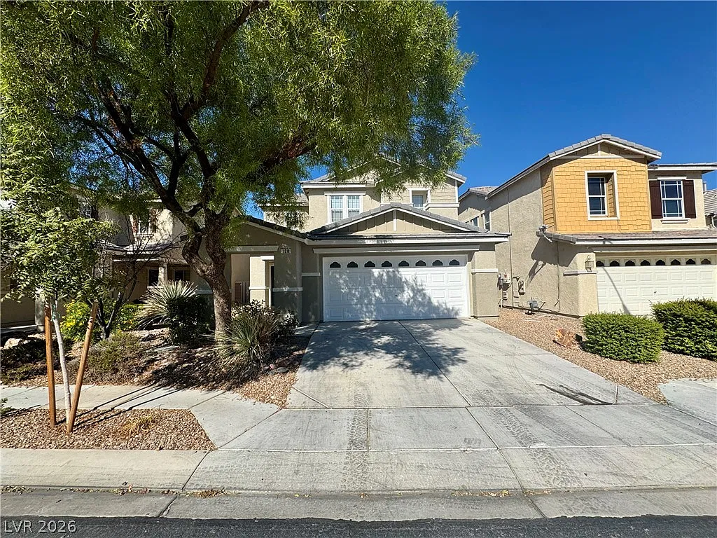 3 bed, 2.5 bath, 1615 sqft, $1,900 — Photo 1
