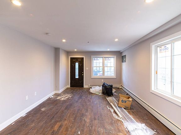 2nd image of 15324 109th Ave