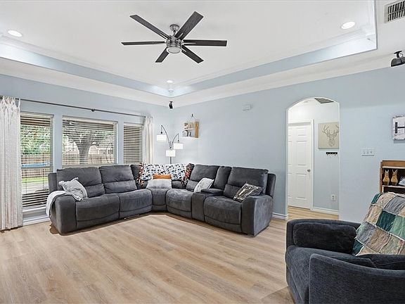 5th image of 4113 Bennyville Dr