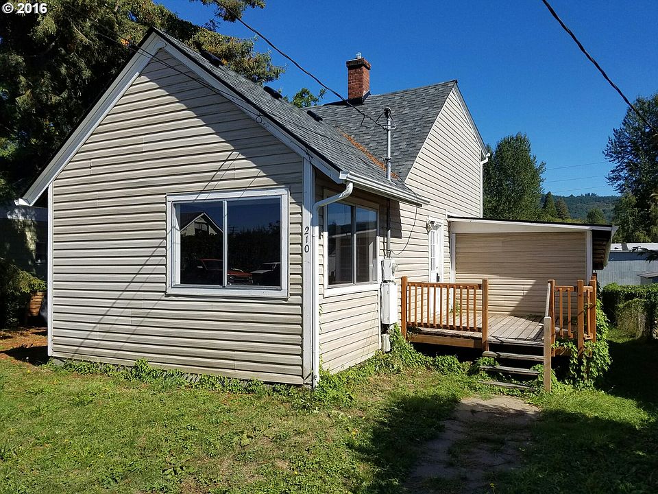 1st image of 210 Roake Ave SE