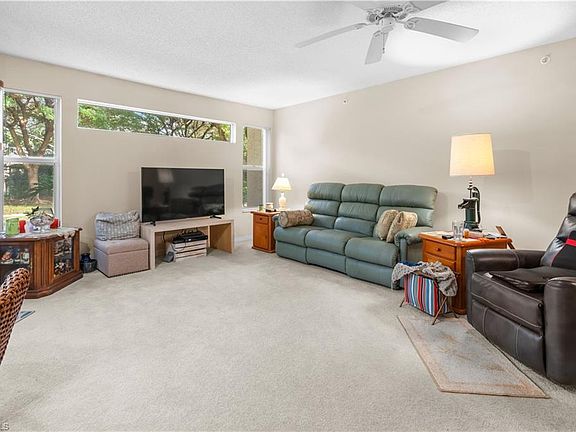 5th image of 8861 Colonnades CT W #212