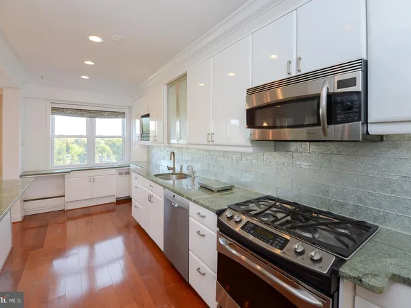 7900 Old York Rd APT 813A, Elkins Park, PA 19027