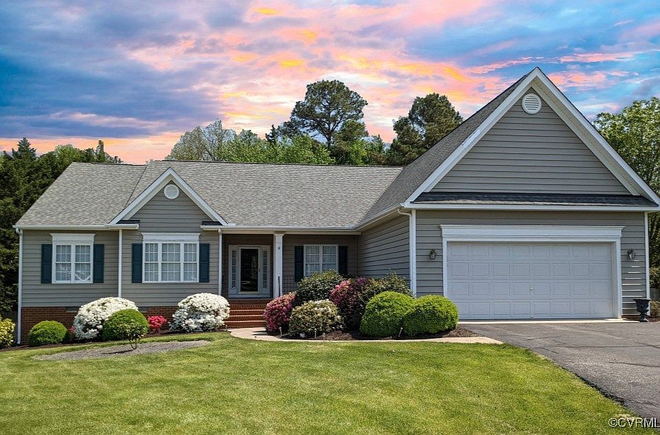 1st image of 8524 Meadowsweet Dr